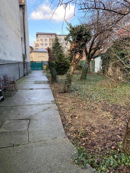 Romana, Dacia, Str Toamnei Teren superb de vanzare 483 mp pretabil duplex